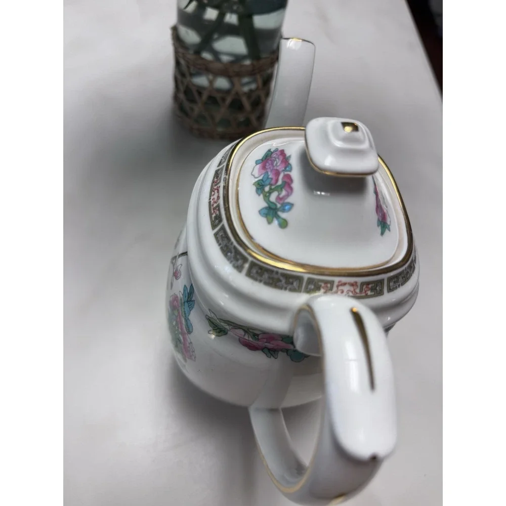 Grosvenor Coffee Or Tea Pot 'Indian Tree' Bone China, England A185 Collectable‎